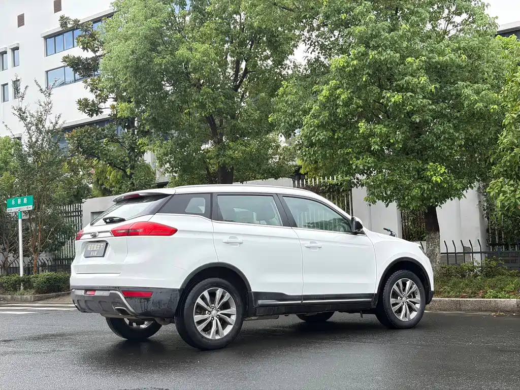 Geely Boyue 1.8TD Auto 2WD Smart Supreme Type 4G Connected Edition, фото 7