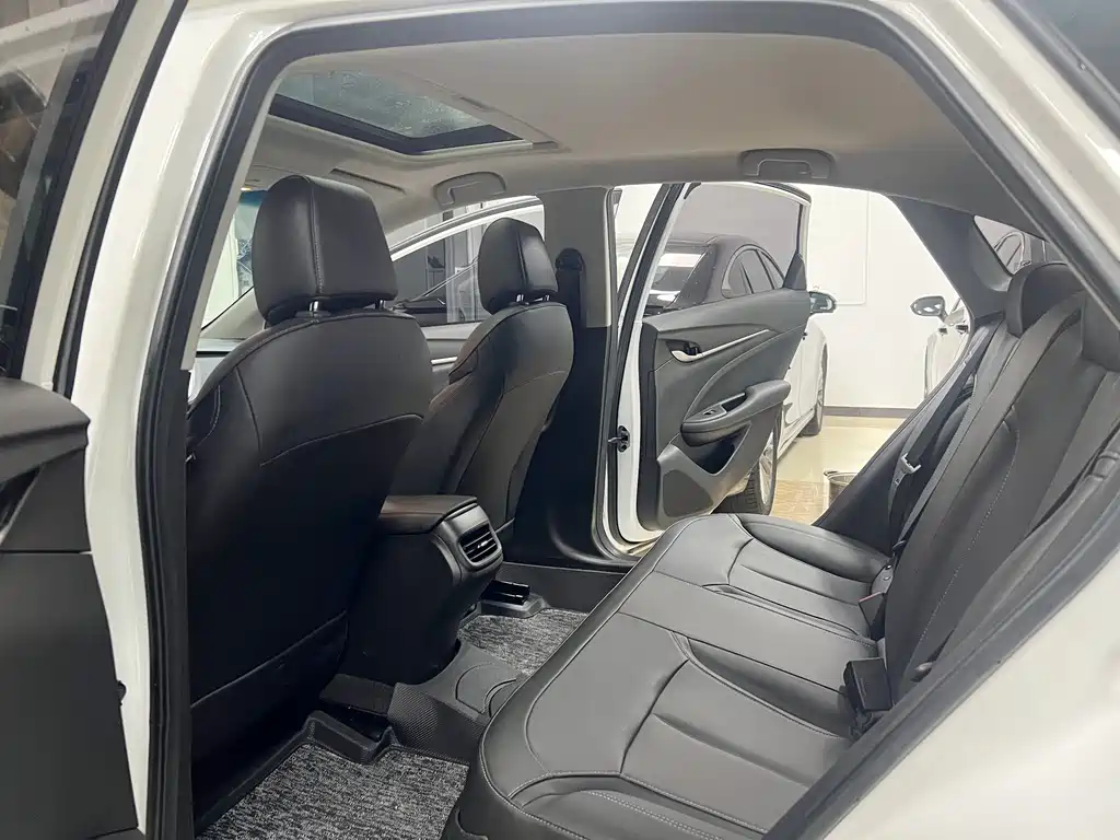 Buick Excelle — миниатюра 6
