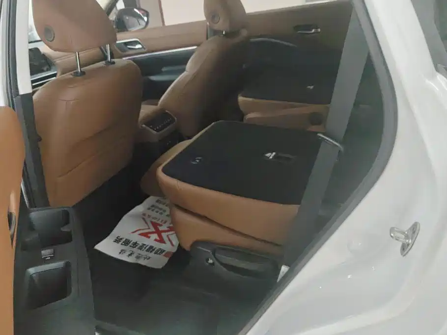 Nissan Teramont — миниатюра 11