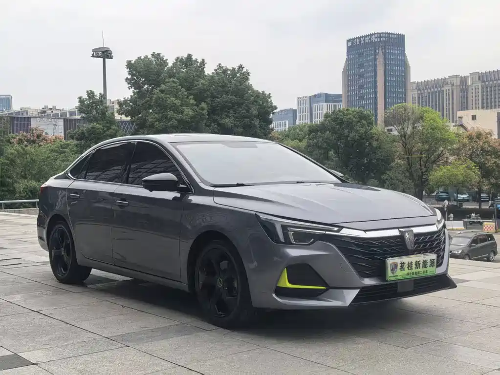 Roewe i6 MAX New Energy — миниатюра 2