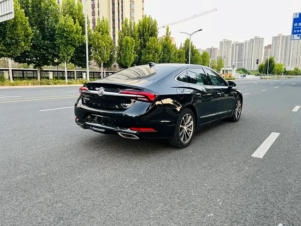 Buick LaCrosse — миниатюра 9