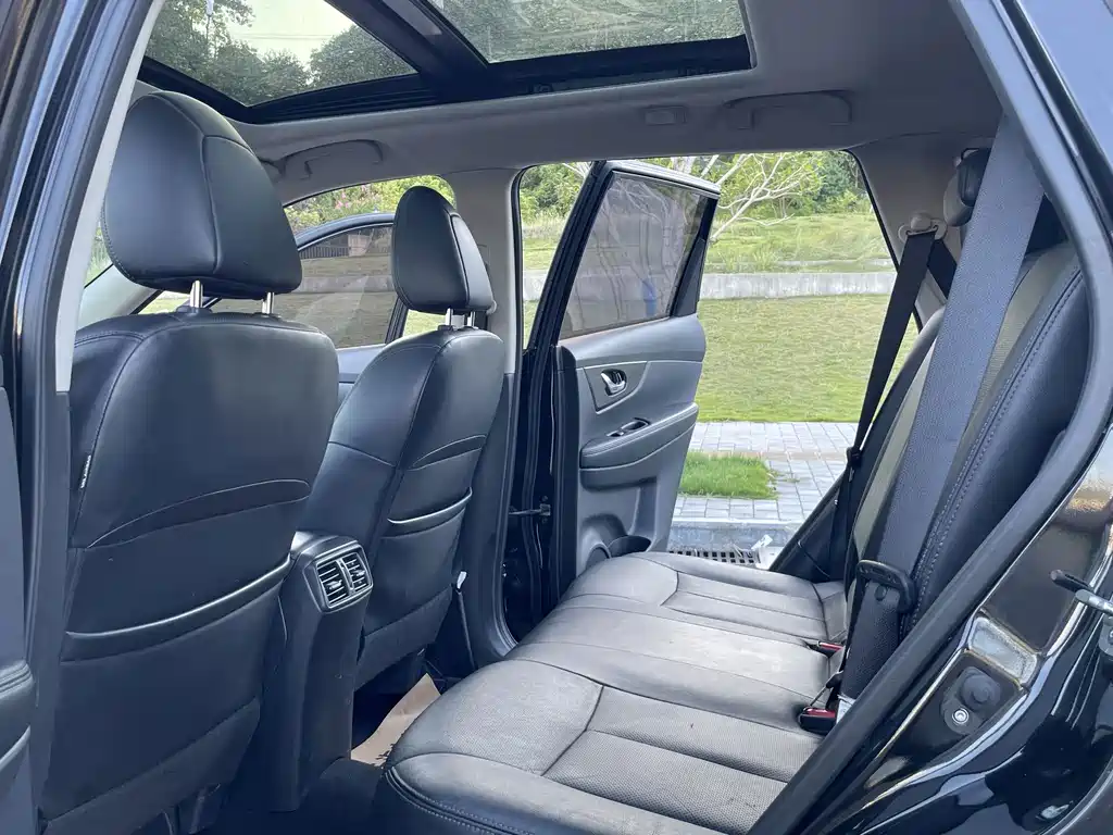 Nissan X-Trail — миниатюра 10