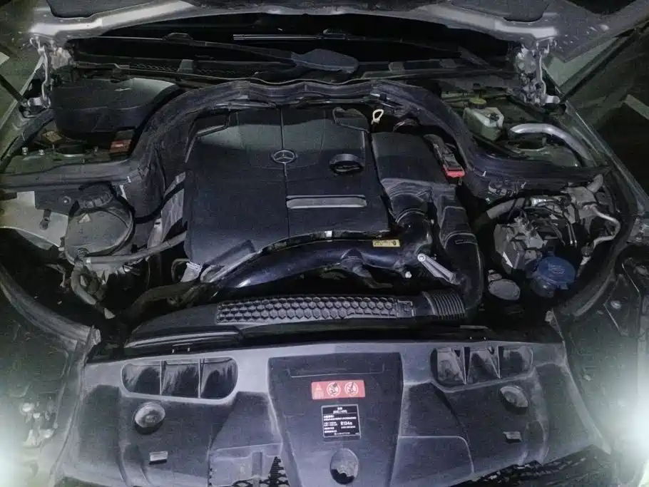Mercedes-Benz E-Class (Import) — миниатюра 10