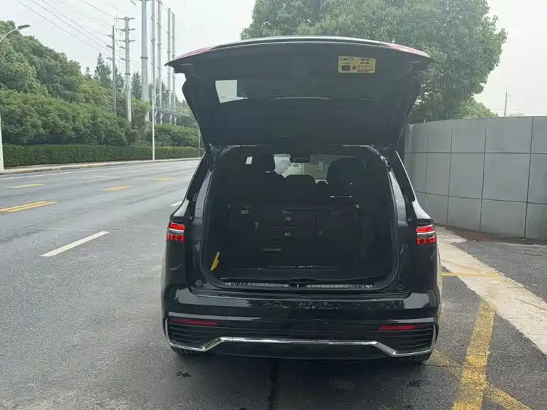 Geely Xingyue L — миниатюра 5