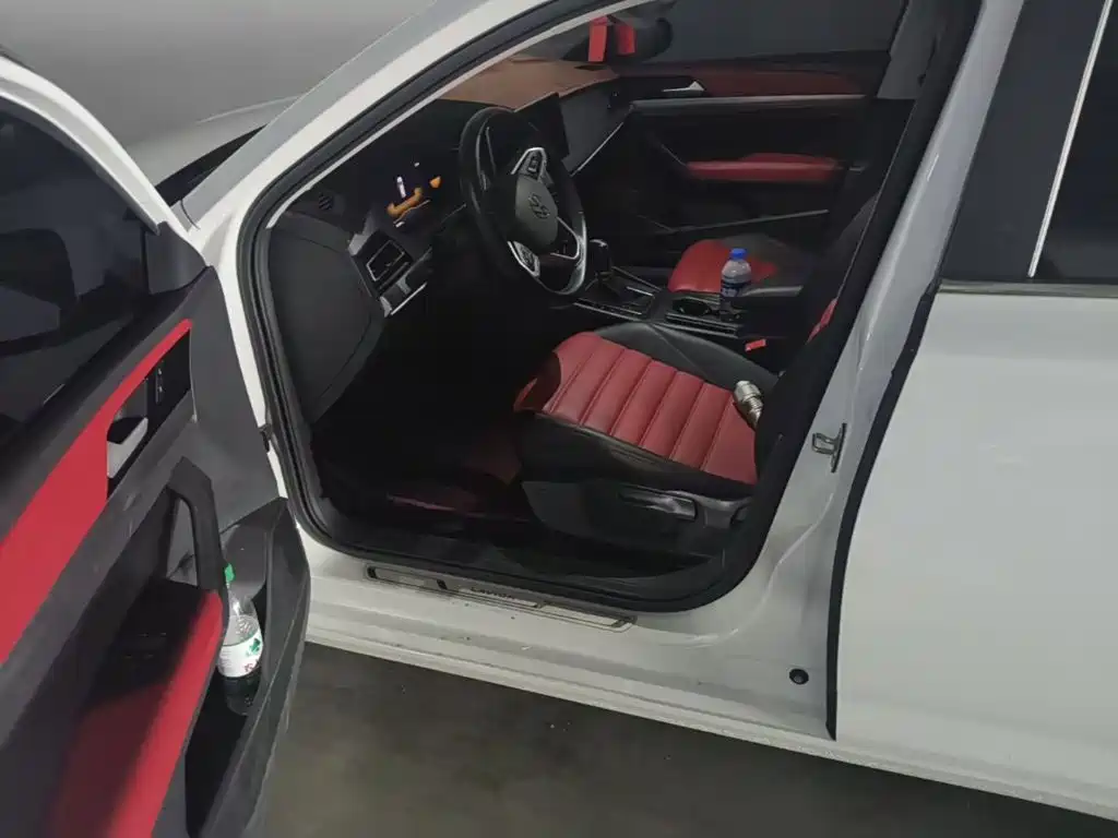 Volkswagen Lavida — миниатюра 18