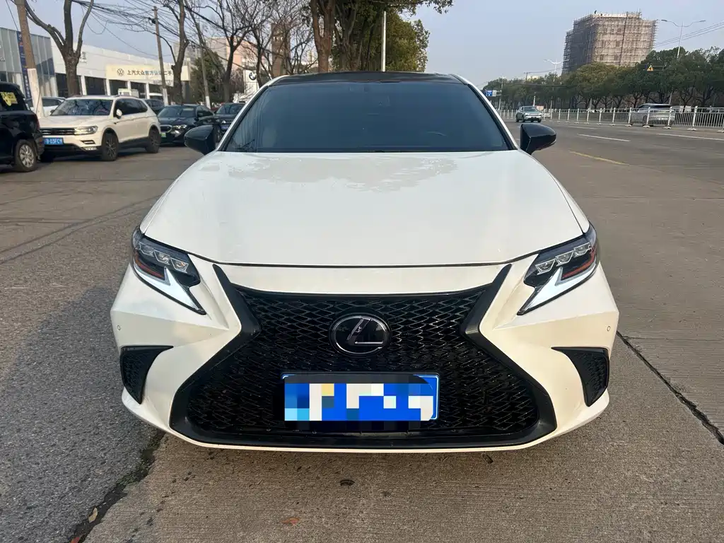 Lexus ES — миниатюра 2