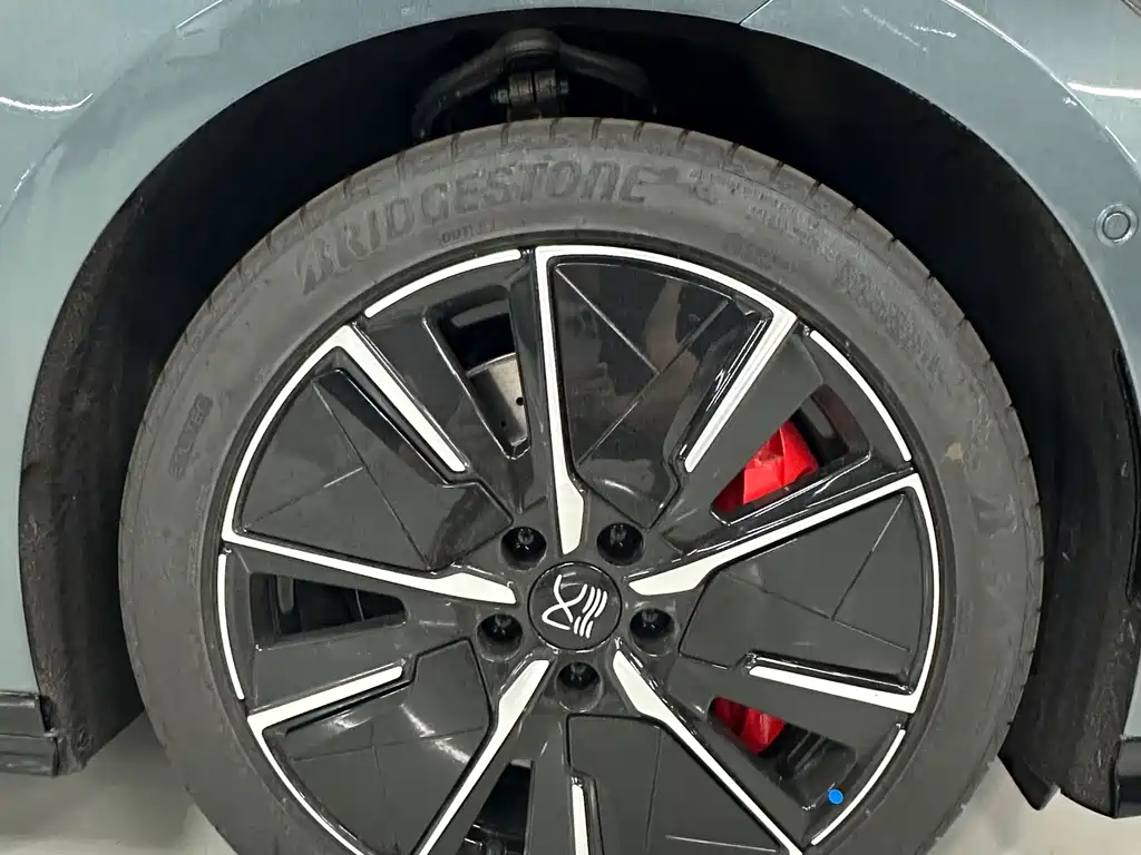 BYD Han L — миниатюра 13