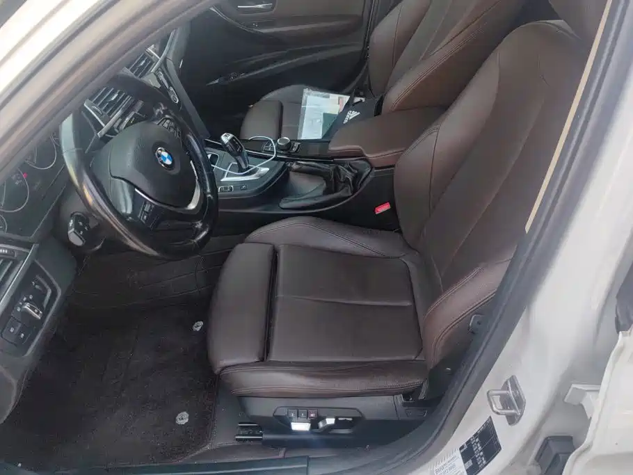 BMW 3 Series — миниатюра 9