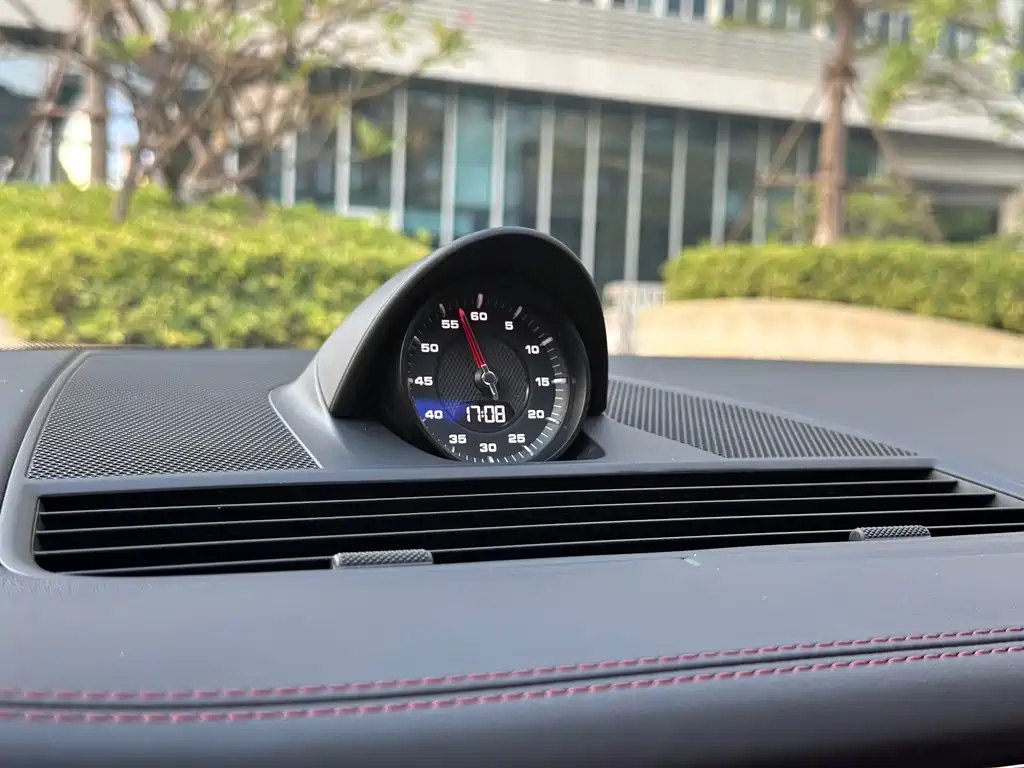 Porsche Panamera — миниатюра 9