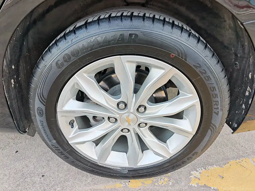 Chevrolet Malibu XL — миниатюра 9