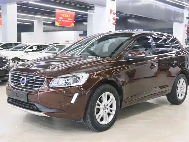 VOLVO  XC60 2016