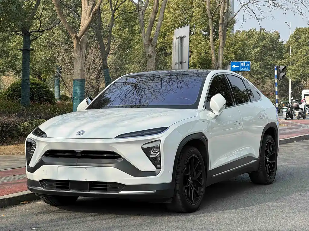 NIO NIO EC6