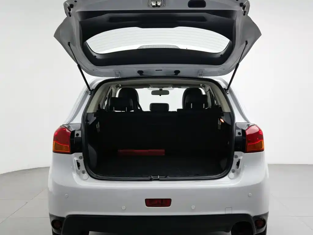 Mitsubishi ASX — миниатюра 16