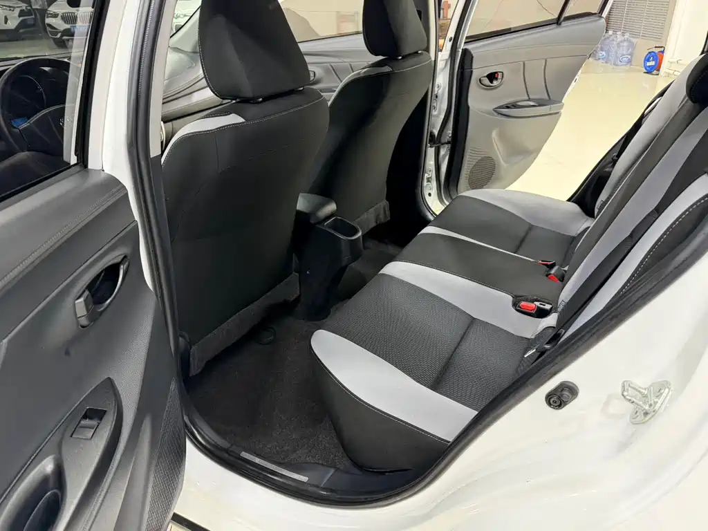 TOYOTA YARIS L ZHIXUAN