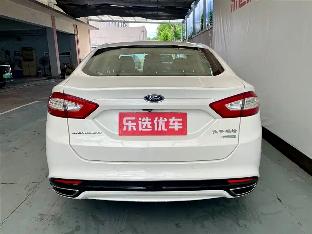 Ford Mondeo 2013 2.0L GTDi200 Luxury