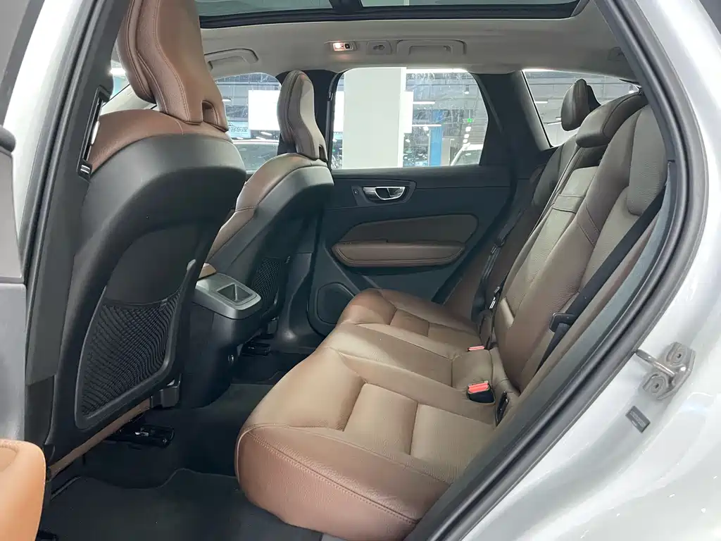 Volvo XC60 2018 T5