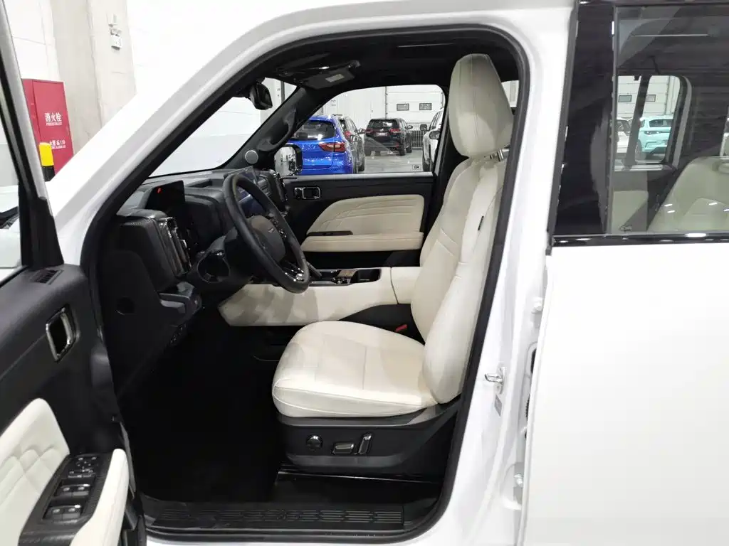 Haval Menglong New Energy — миниатюра 10