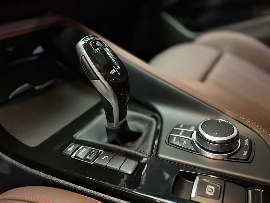 BMW X2 2021 sDrive25i