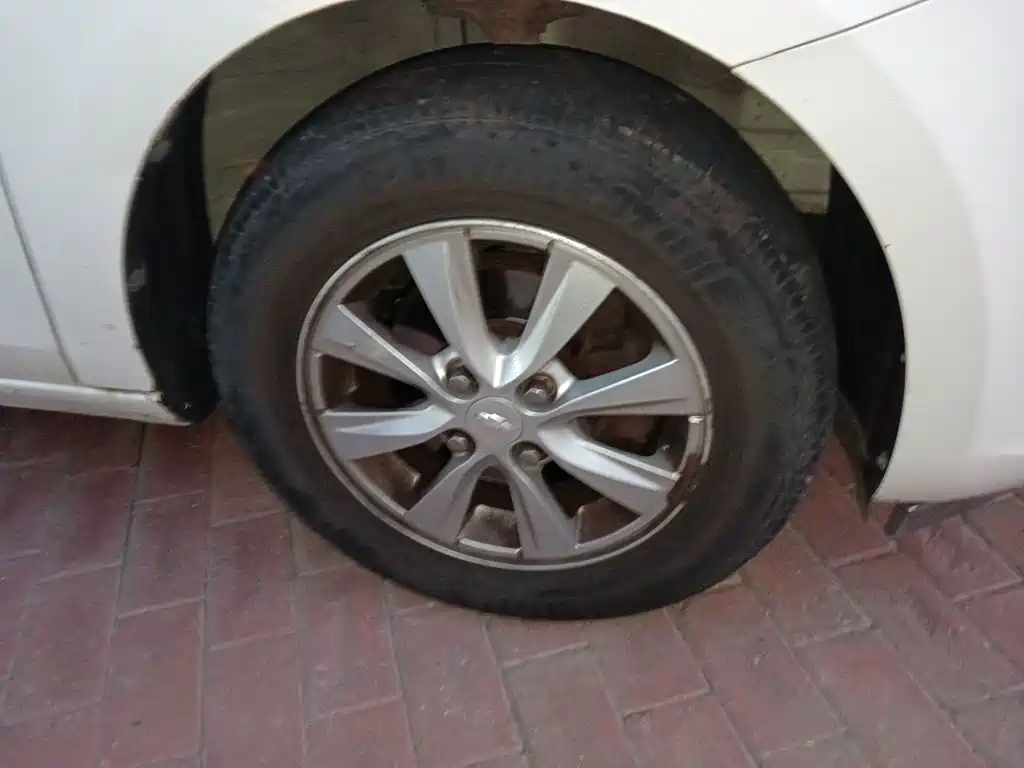Chevrolet Sail — миниатюра 8