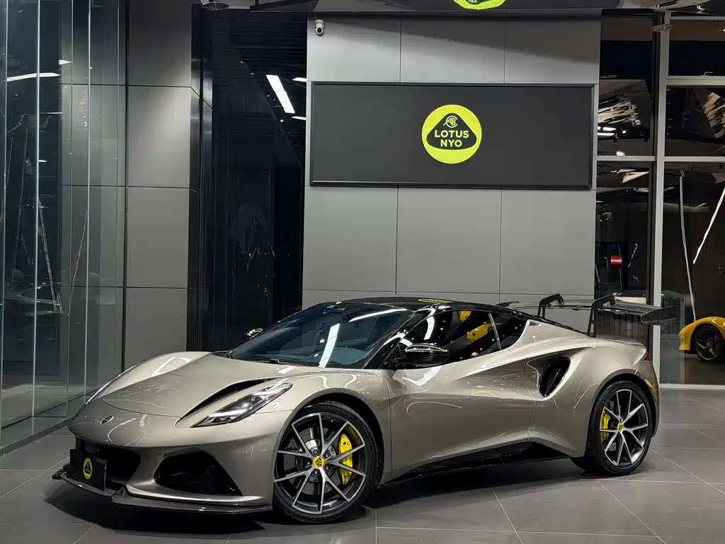 Lotus Emira 2024