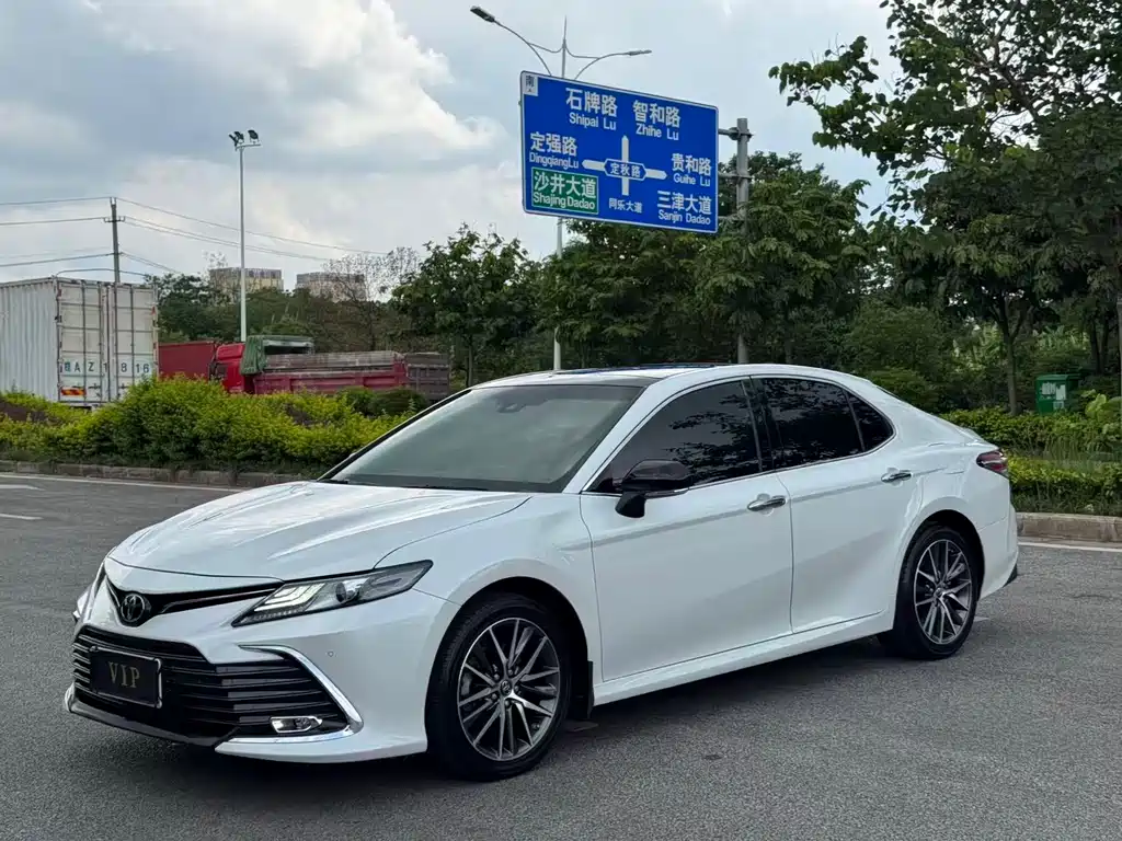 Toyota Camry 2022
