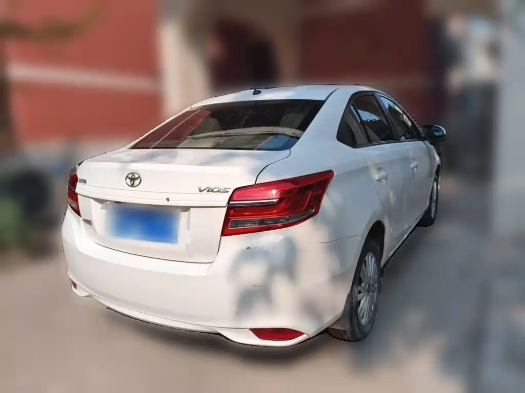 Toyota Vios — миниатюра 4