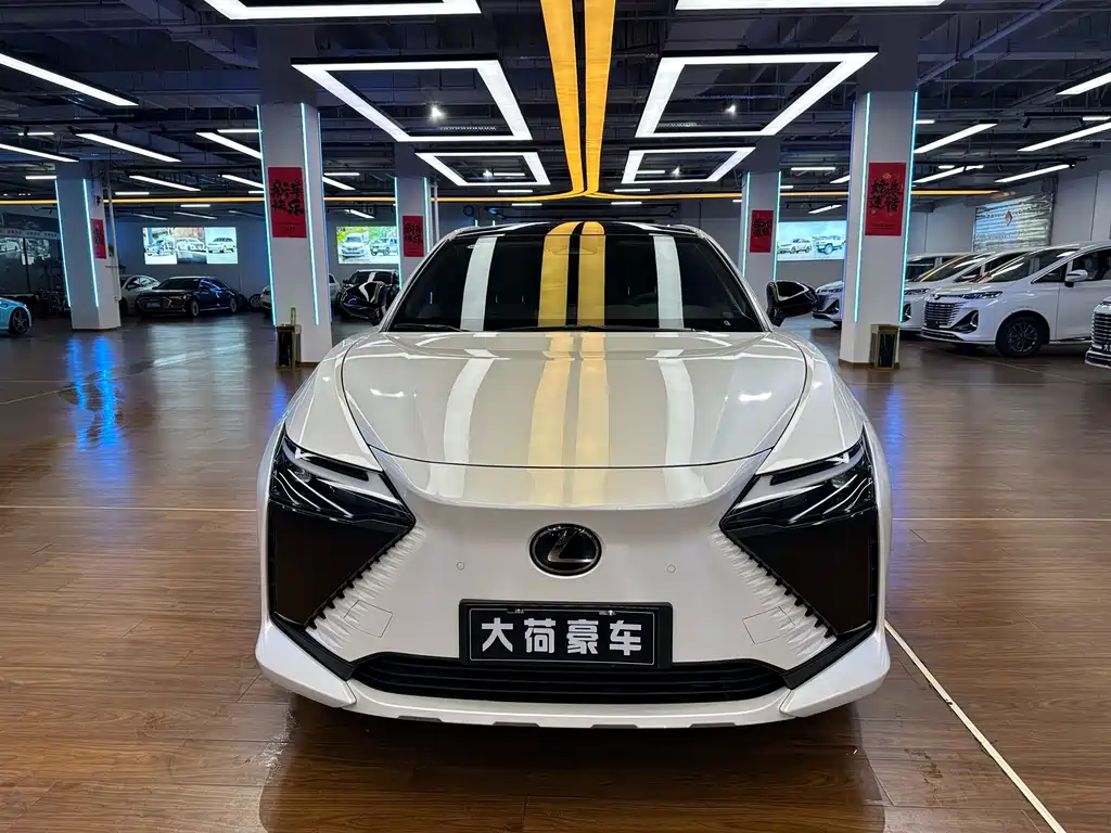 LEXUS RZ