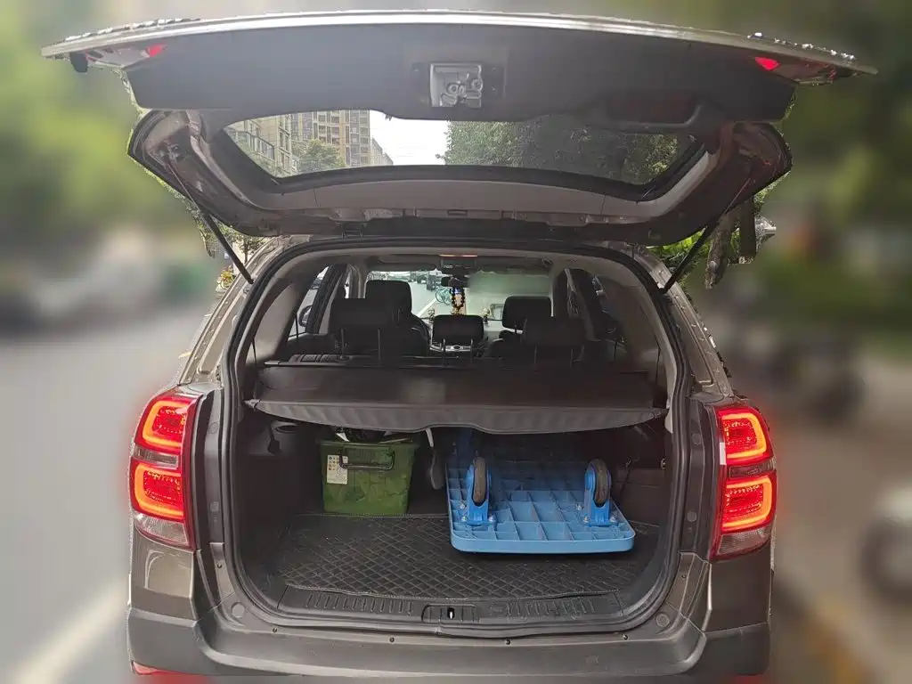 Chevrolet Captiva — миниатюра 20
