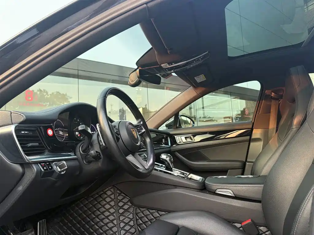 PORSCHE PANAMERA NEW ENERGY