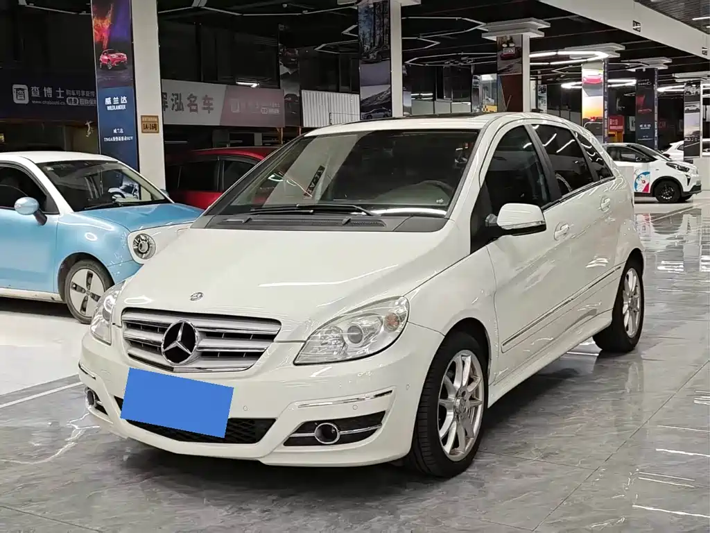 Mercedes-Benz B-Class 2011