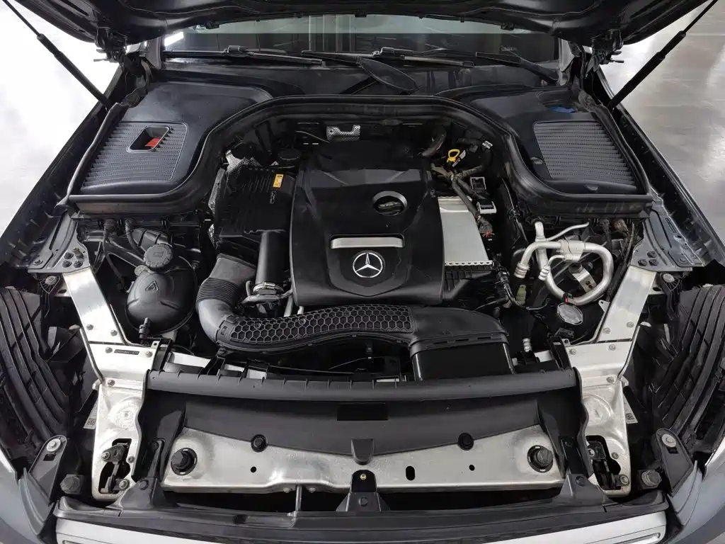 Mercedes-Benz GLC 2017 GLC 260 4MATIC