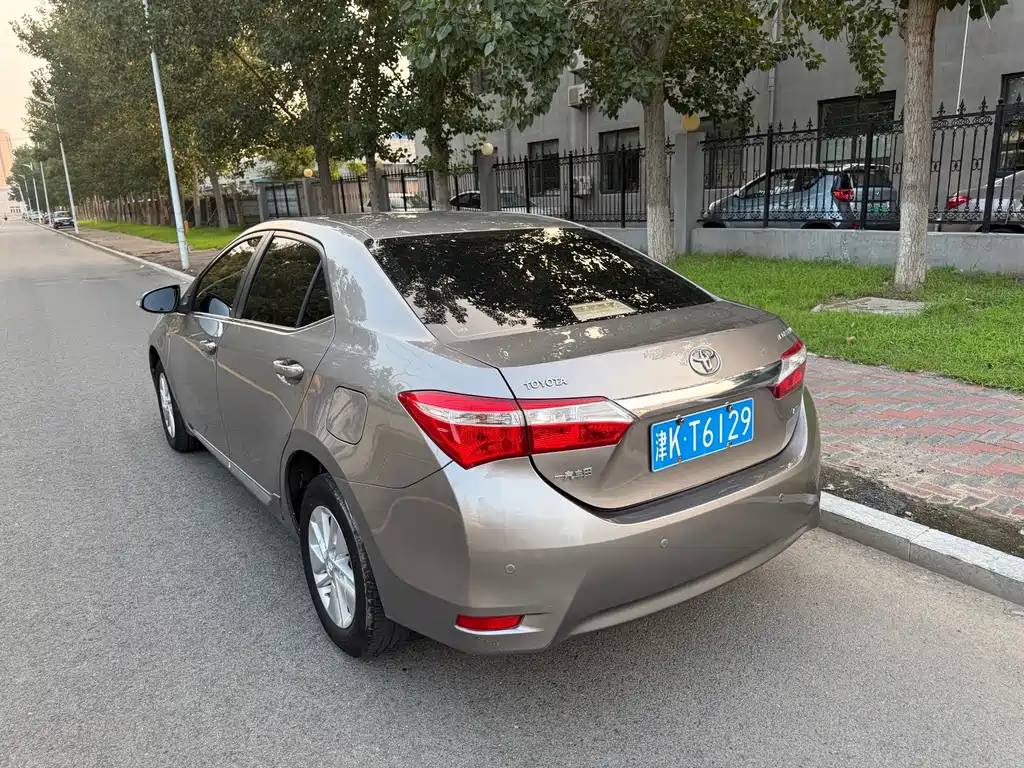 Toyota Corolla — миниатюра 14