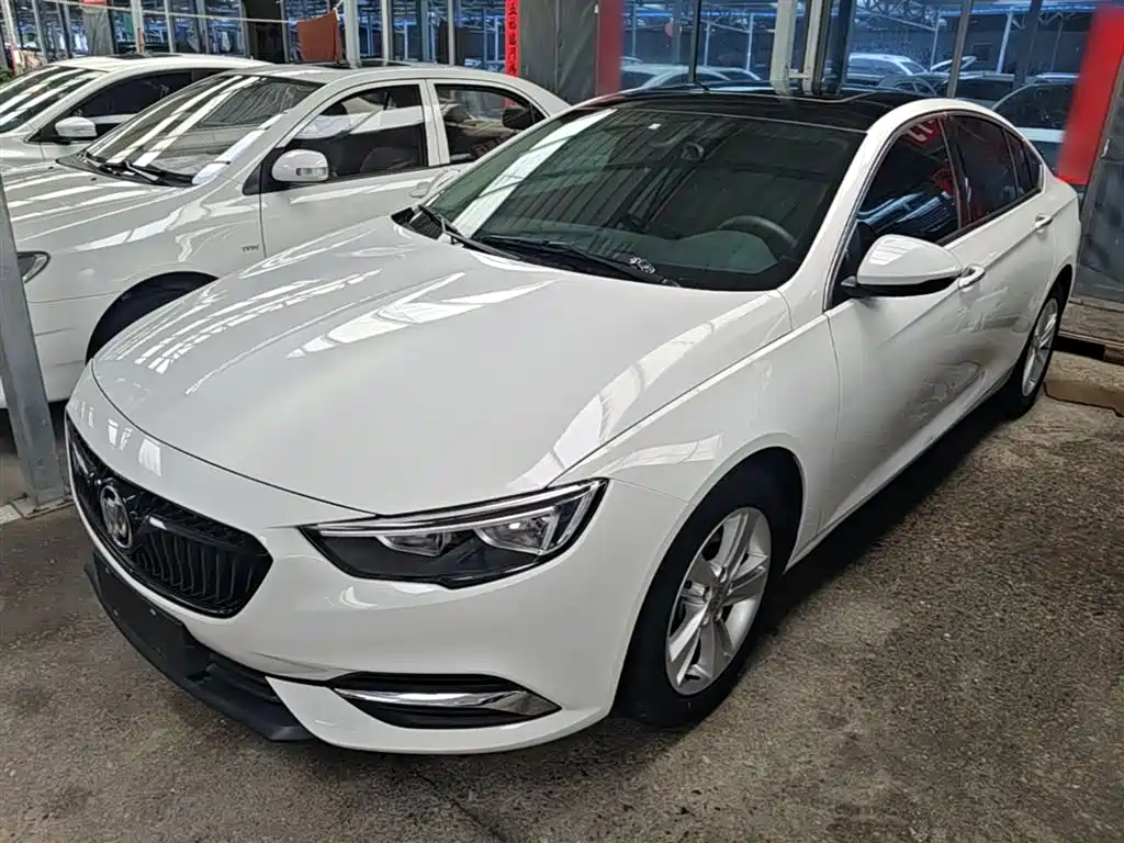 Buick Regal 2018