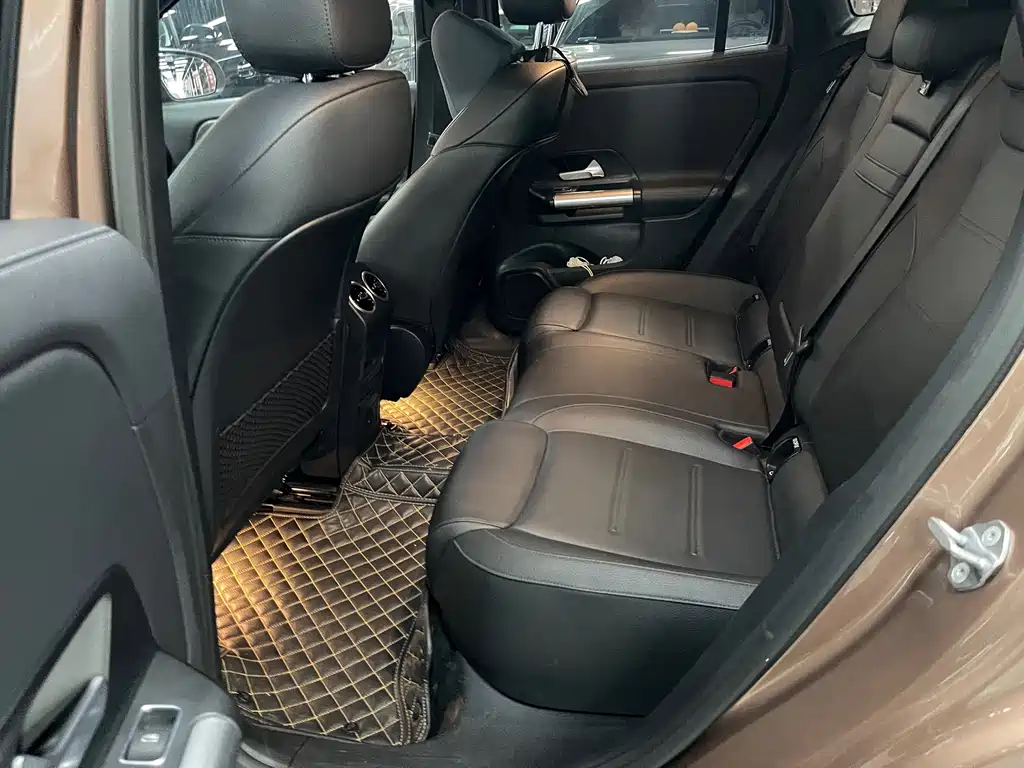 Mercedes-Benz EQA — миниатюра 7