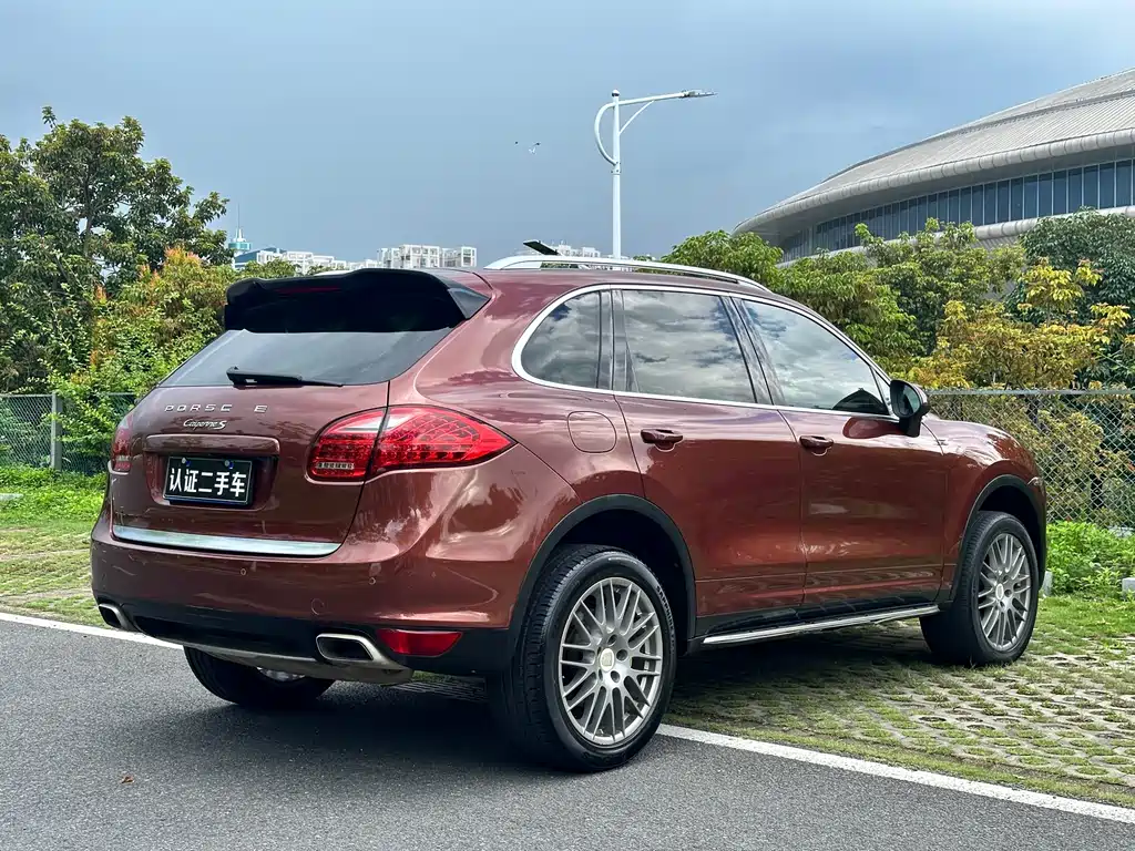 Porsche Cayenne 2011 Cayenne S 4.8L