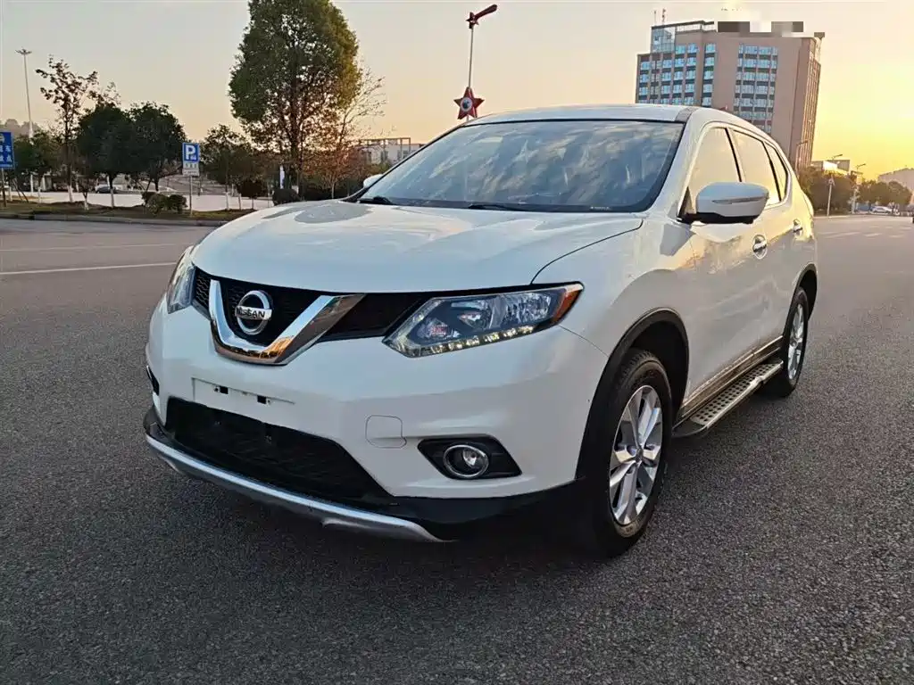 Nissan X-Trail 2015