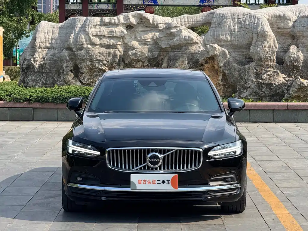 Volvo S90 2021 B5 Luxury