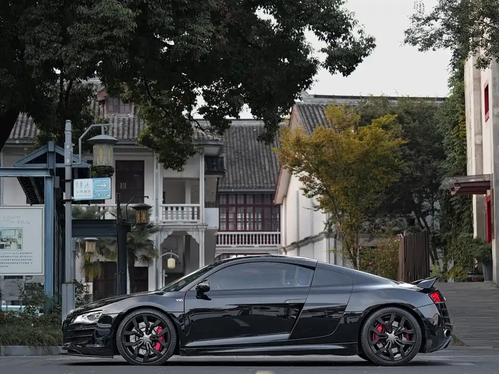 Audi R8 — миниатюра 2