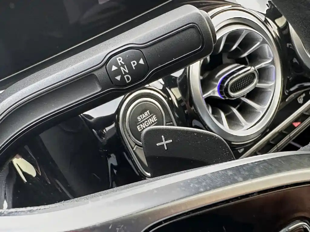 Mercedes-Benz GLA — миниатюра 11