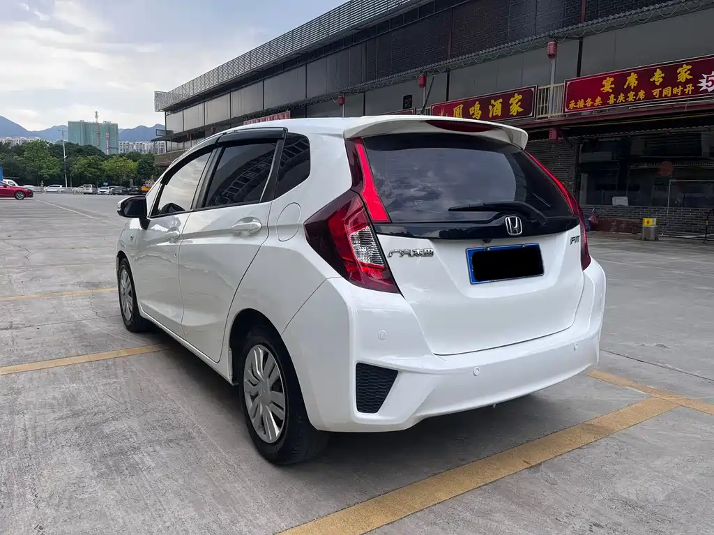 Honda Fit 2016 1.5L LXS CVT Comfort