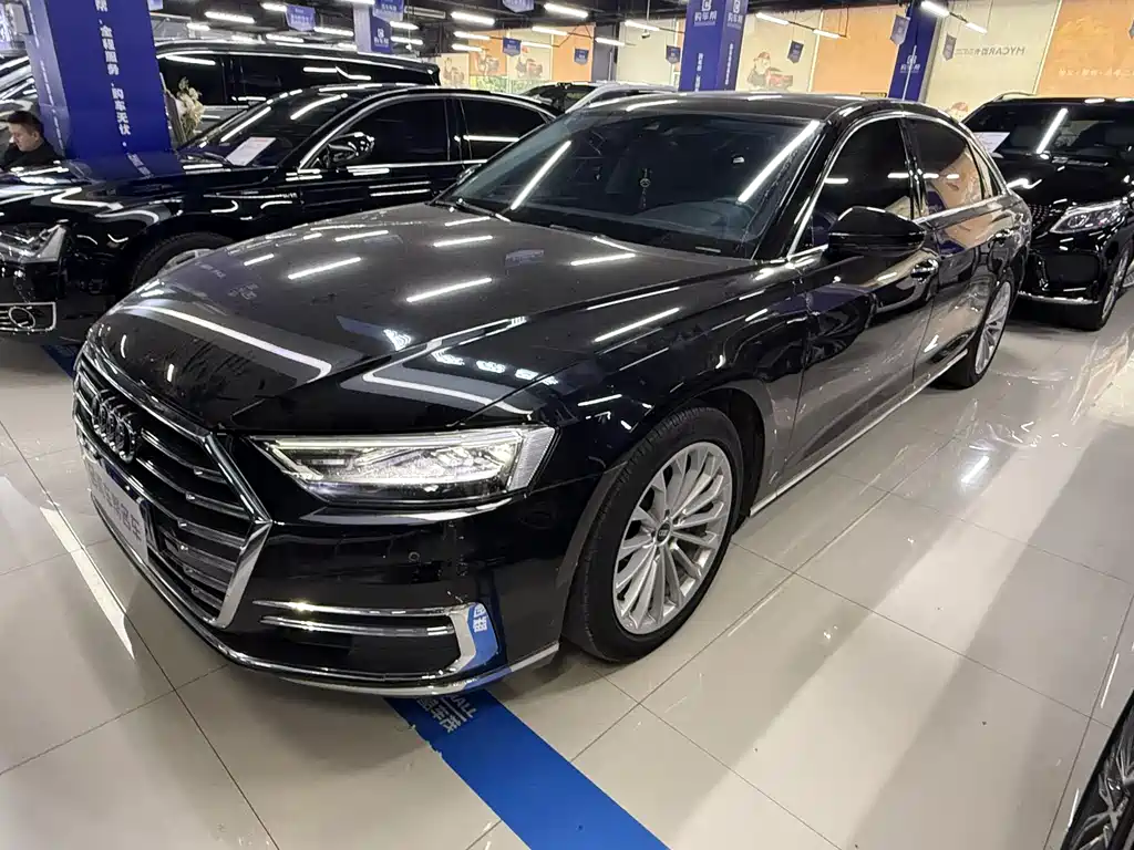 Audi A8 2022