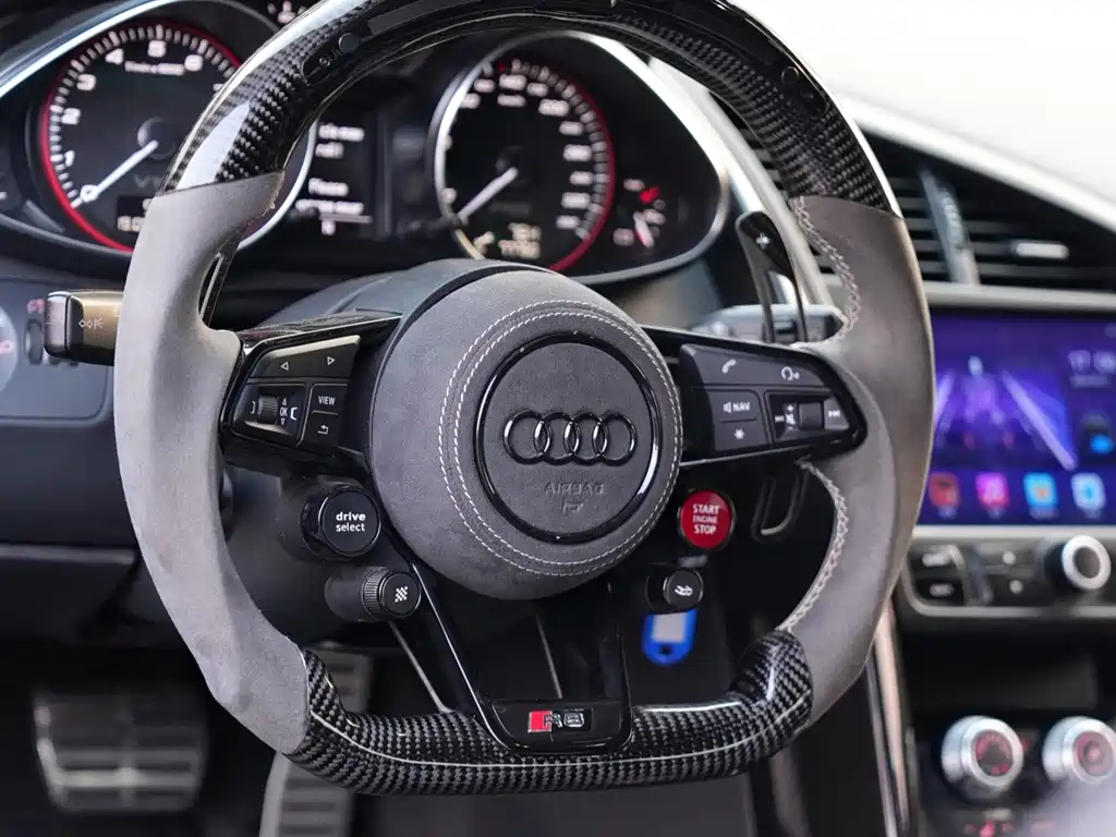 Audi R8 — миниатюра 7