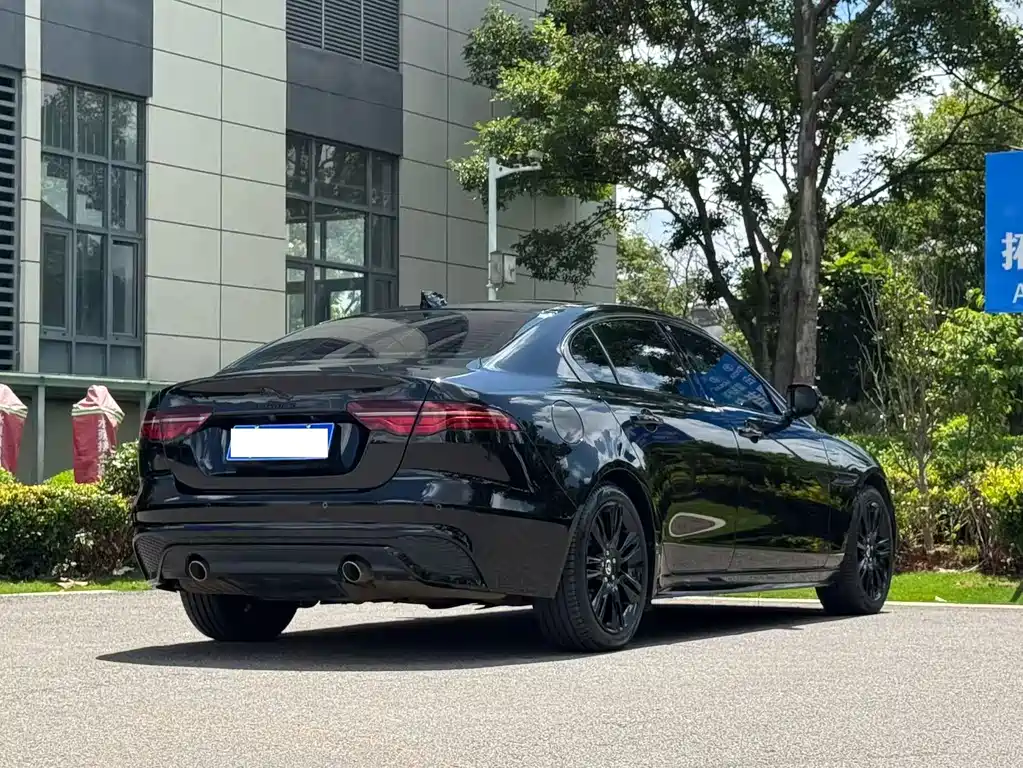 Jaguar XEL 2025 2.0T 250PS R-DYNAMIC 90