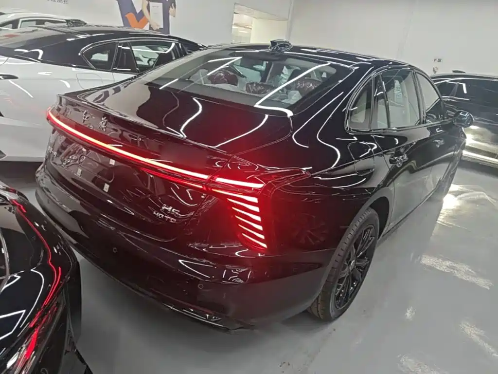 Hongqi H5 2025 2.0T AT