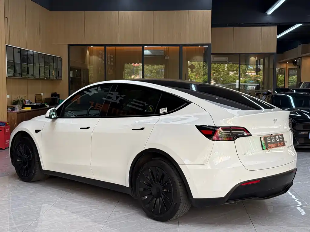 Tesla Model Y — фотографии объявления, Фото 5