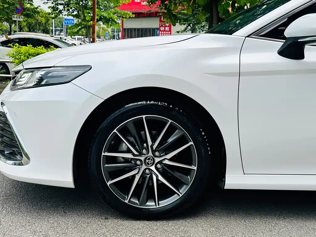 Toyota Camry 2021 2.5G Luxury