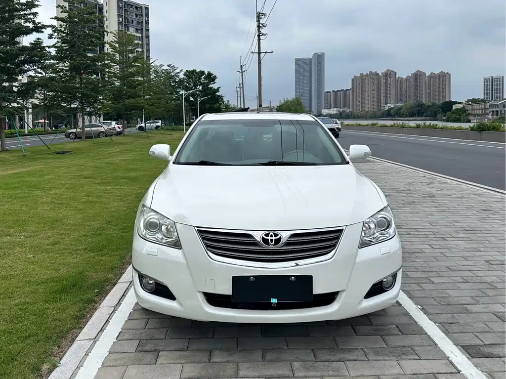 Toyota Camry 2007 240V