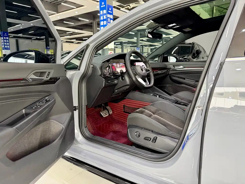 Volkswagen Golf 2023 280TSI DSG R-Line Lite