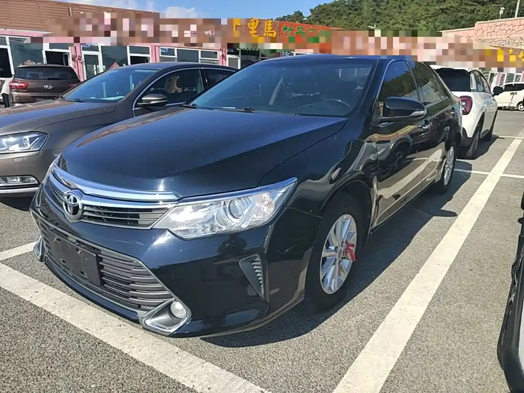 Toyota Camry 2015 2.0G Lead