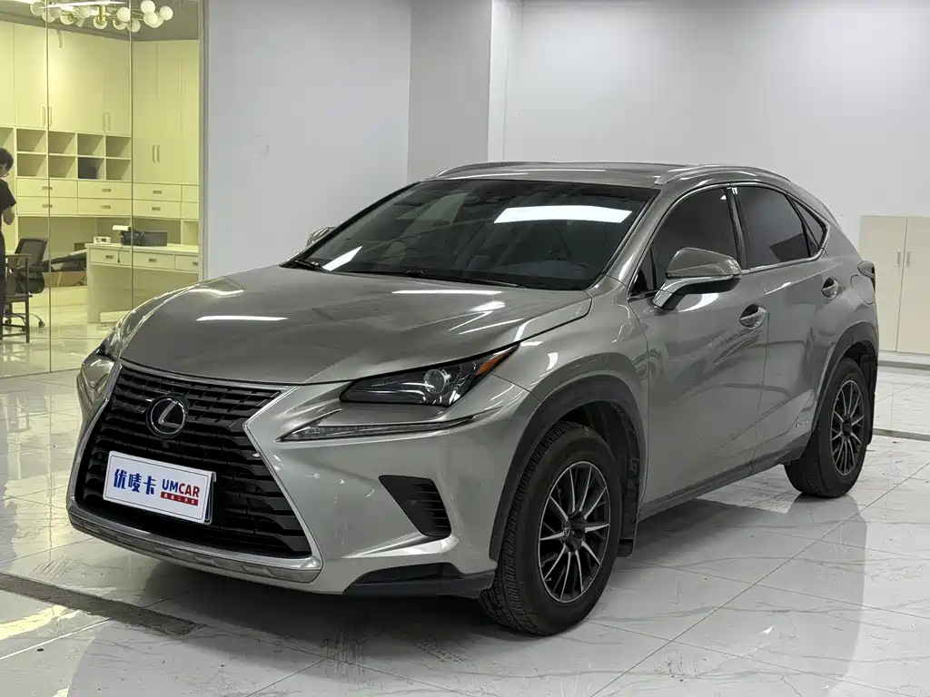 Lexus NX 2018